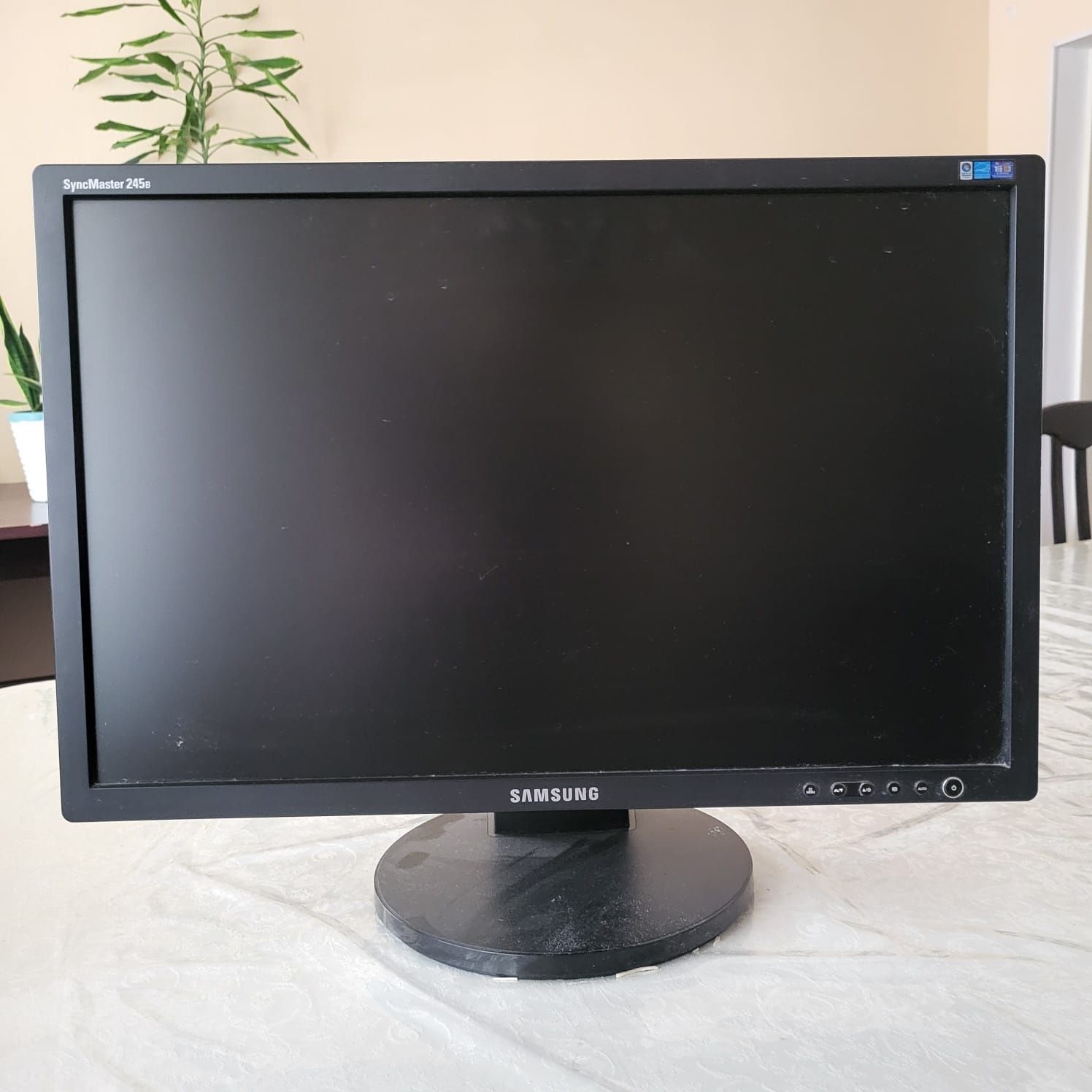 Монитор Samsung SyncMaster 245