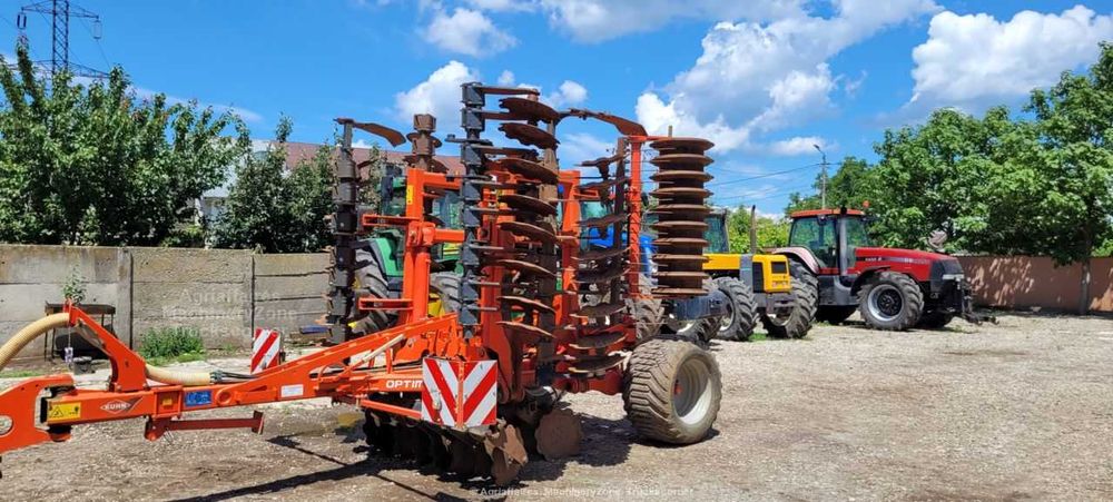 Dezmiristitor Kuhn OPTIMERXL 6003 an 2016, latime 6 metri, import 2025