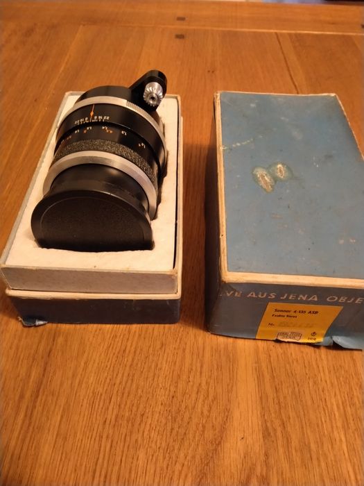 Продавам обектив Carl zeiss jena Sonnar 4/135