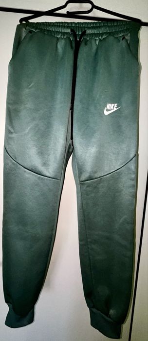 Екип Nike L размер