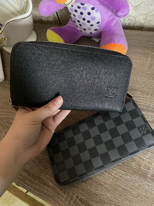 Кошелек 2шт продам