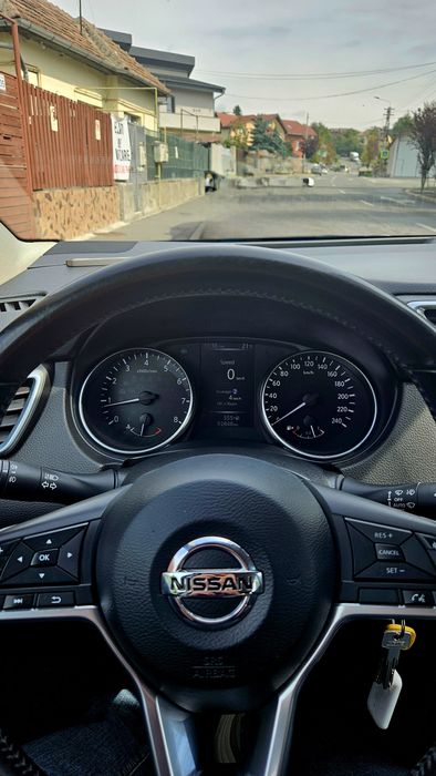 Nissan Qashqai 1.2 benzină, 2018 – 93.000 km
