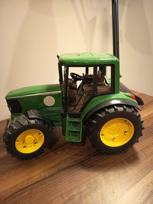 Оригинална играчка John Deere 6920