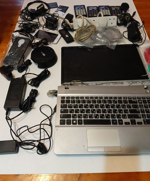 Samsung NP270  На Части