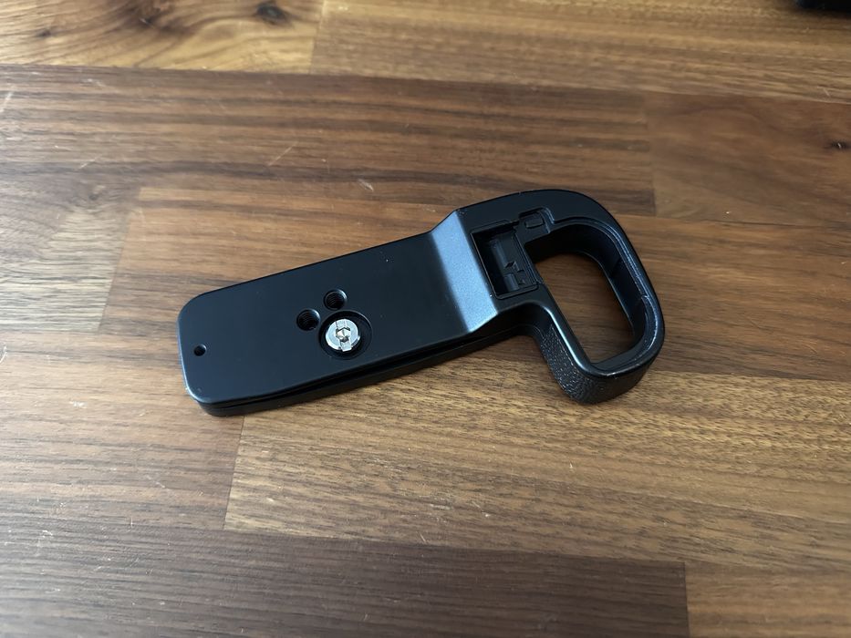 Grip Meike MK-EOSRG pentru Canon EOS R