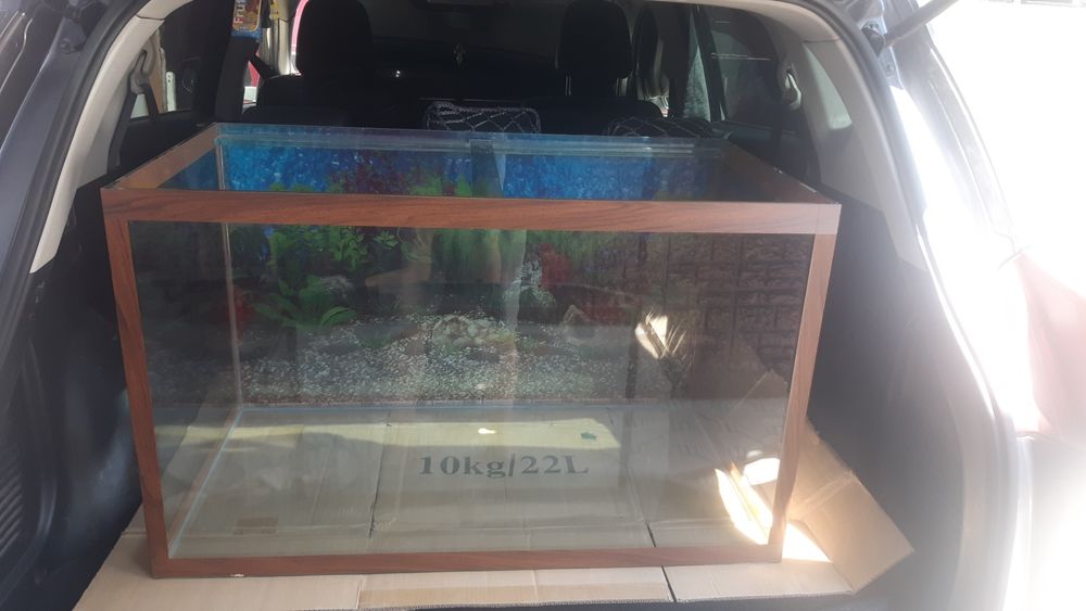 Продаются новые аквариумы на 225литров