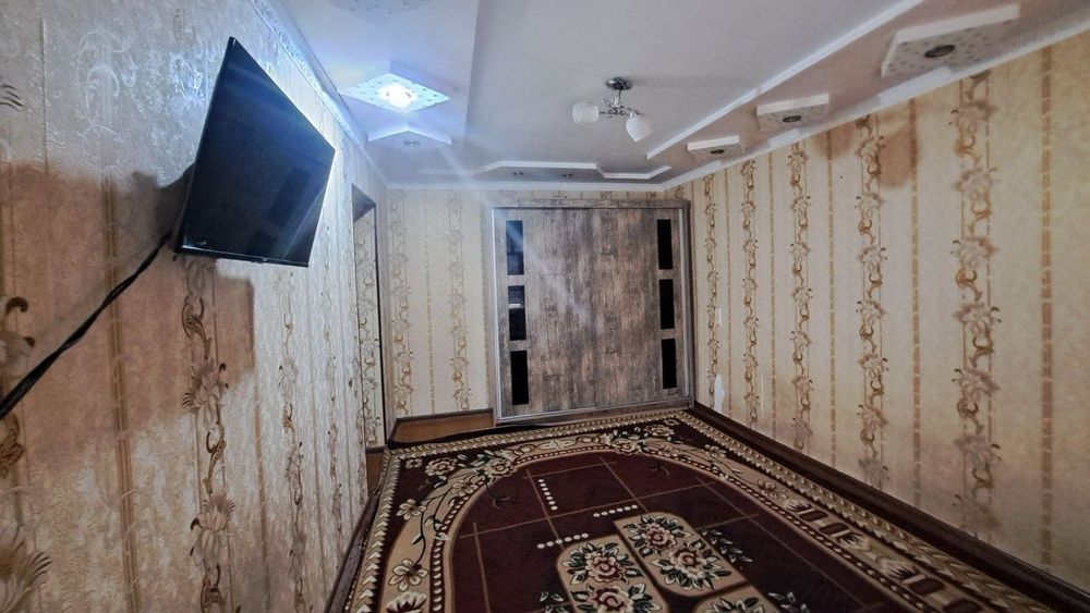 1 комнатная на Танковом (вдоль дороги)