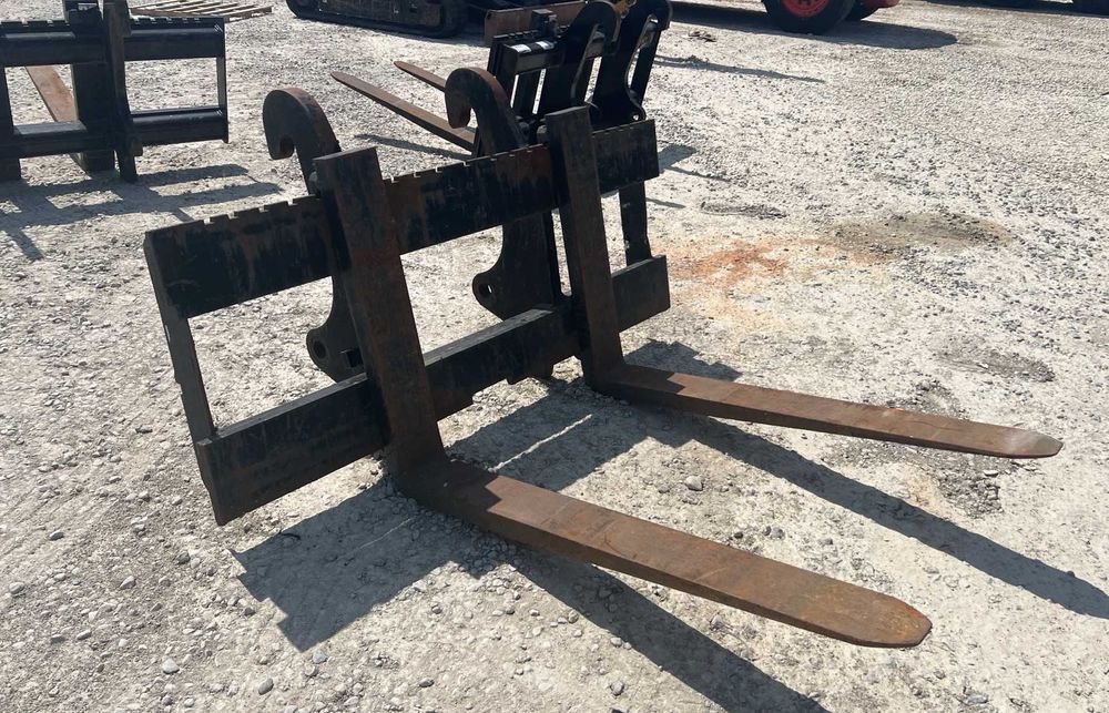 Furci paleti pentru vole incarcatoare frontale originale Caterpillar