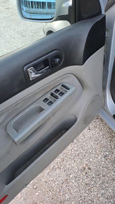 Продавам VW голф4