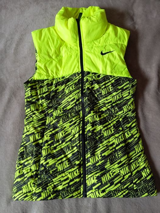Vestă pentru femei ,Nike 550, marimea XS