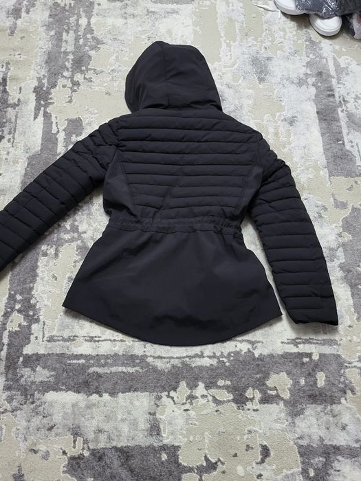 Vind Geaca Tommy Hiflingher