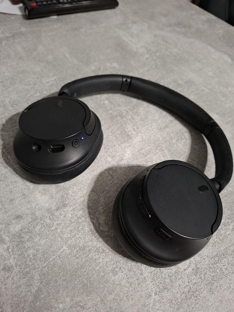 Casti Bluetooth Sony Over Ear