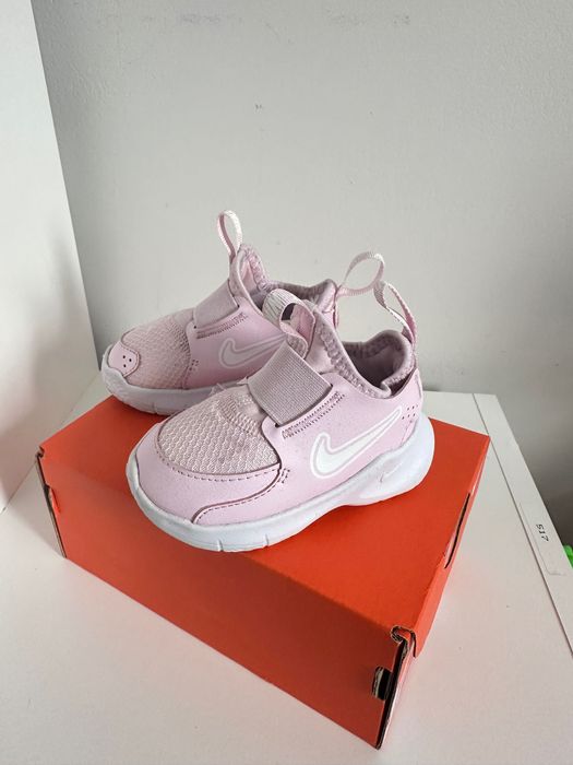 Бебешки маратонки Nike