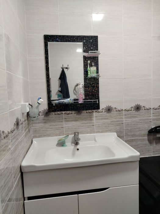 Kvartira 2 honalik tinchlik ofis oldidagi domla