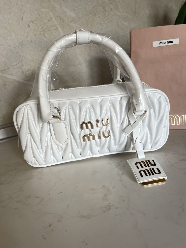 Miu Miu Arcadie бяла
