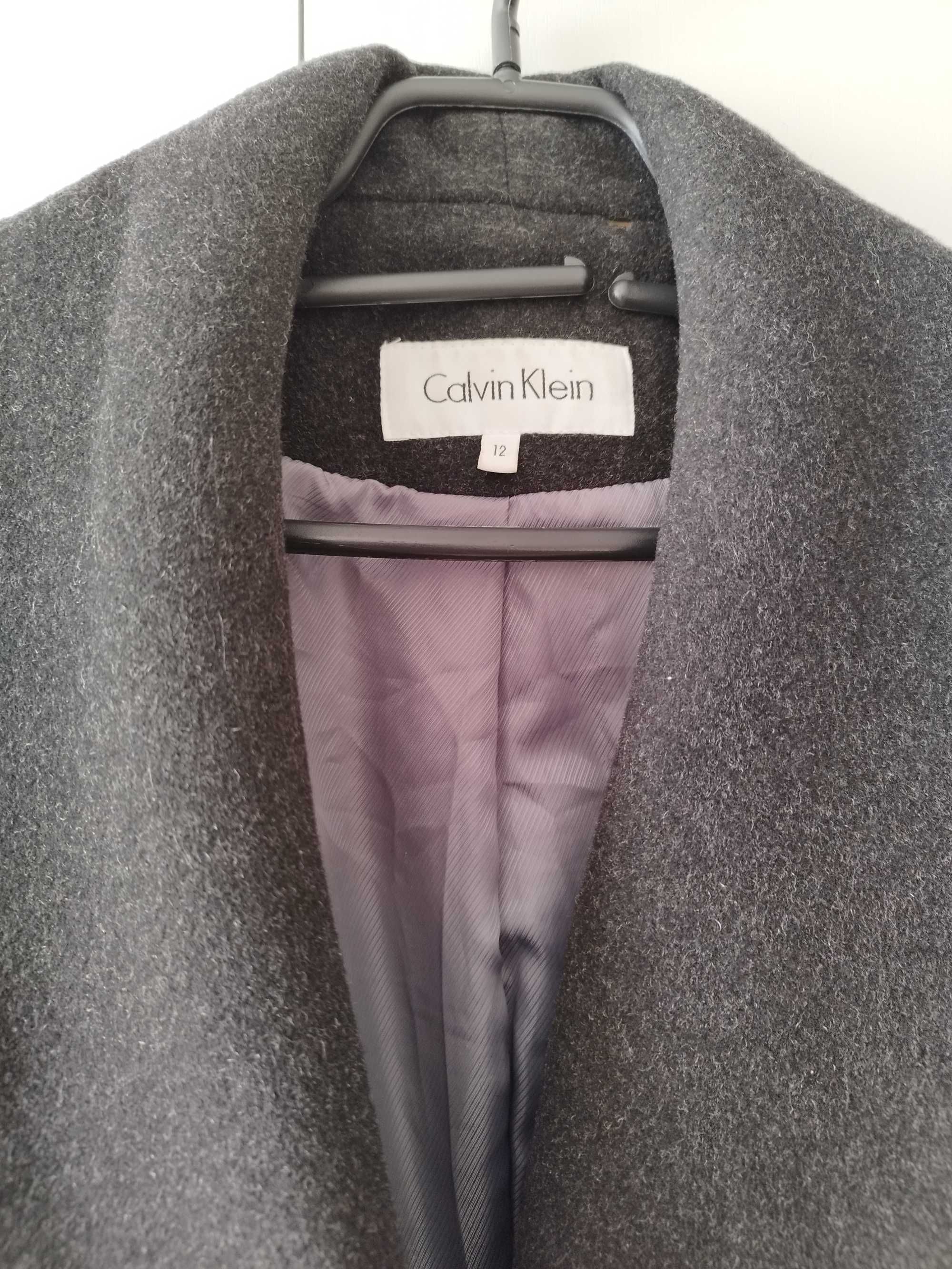 Елегантно палто Calvin Klein