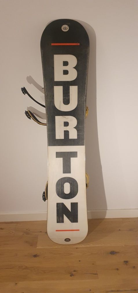 Placa snowboard Burton plus legaturi Burton 158cm