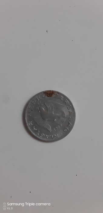 Monede de colecție .