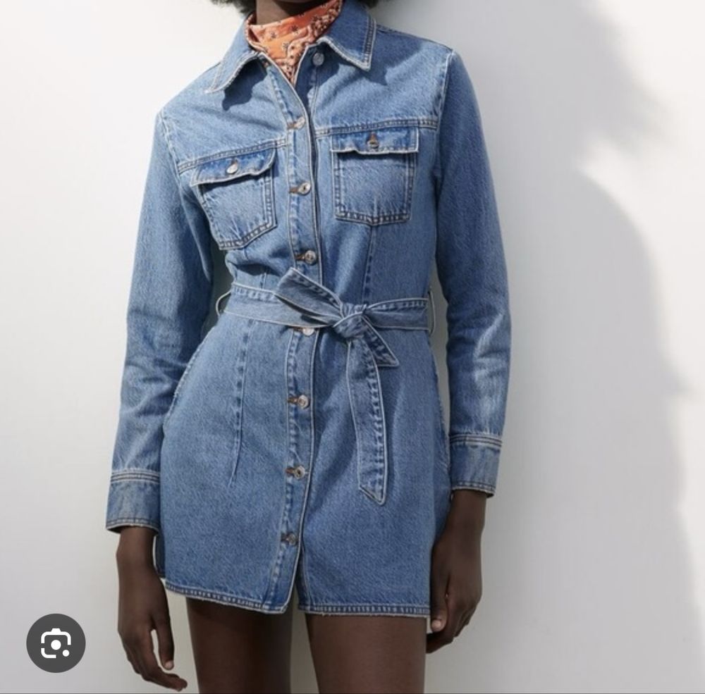 Дънкова рокля с колан Zara