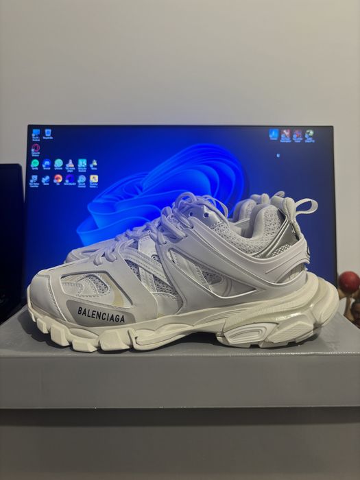 Balenciaga Track