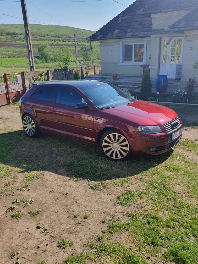 Propietar Vând  audi a3 2004 motor 2.0 benzină  150 cai