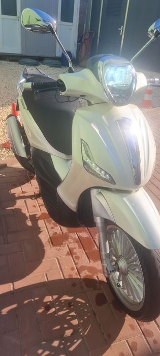 Piaggio Beverly 300 ie
