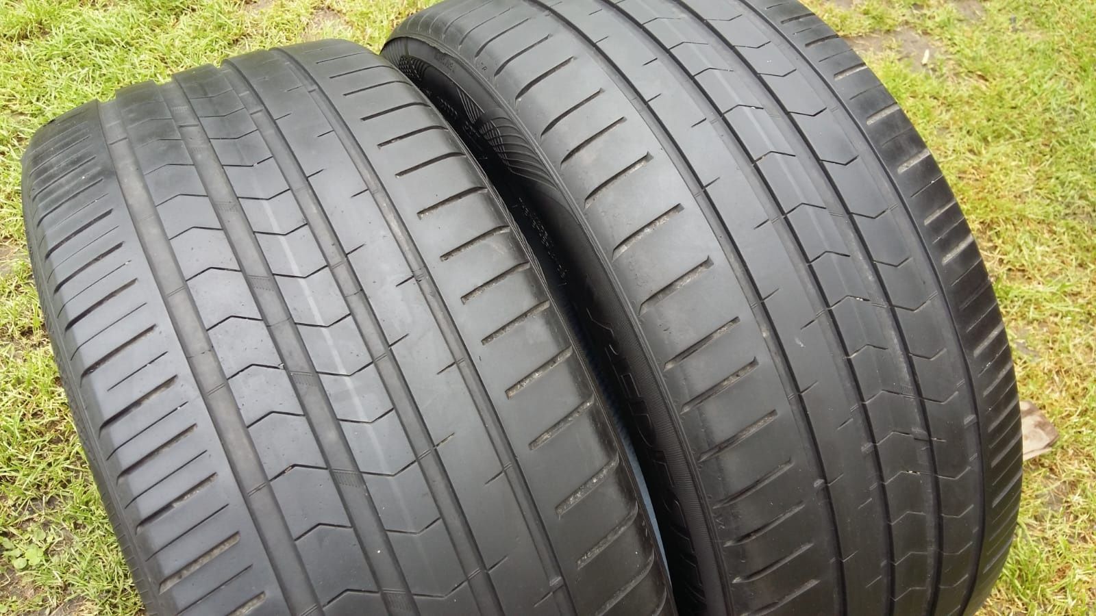 Set 2buc 235/40 R19 96Y Vredestein vară