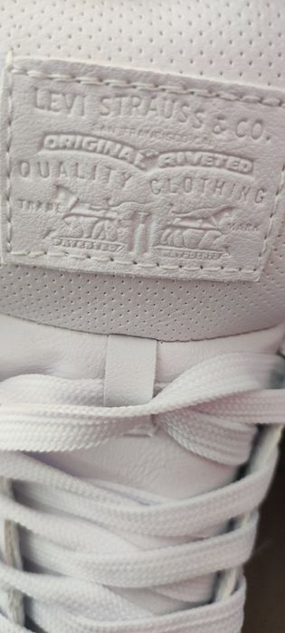 Маратонки LEVIS оригинални