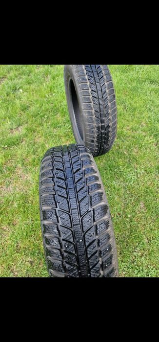 Anvelope Iarna dimensiune 185/65/R15 88H
Folosite un sezon ( aproxima