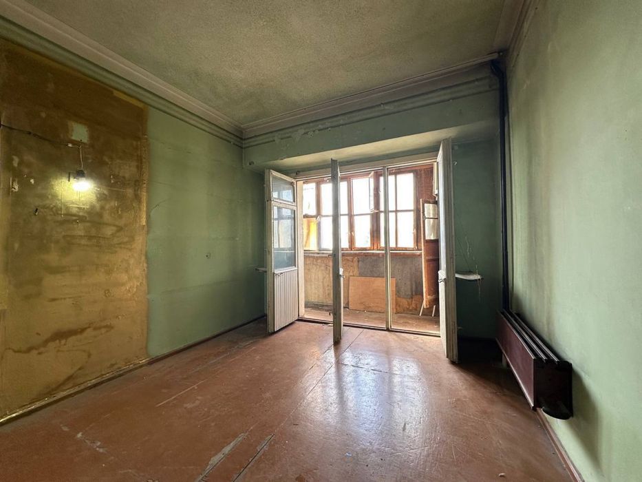 Продам Квартиру на Ц-7