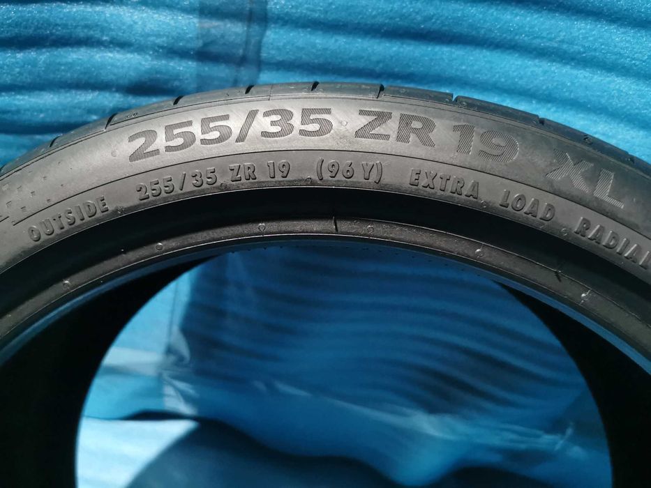 255 35 19 continental 4 buc