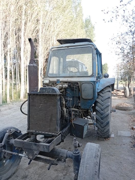 Mtz80 traktori sotiladi