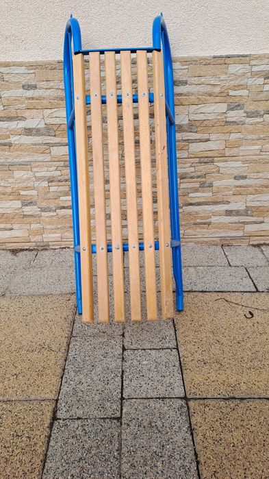 Sanie pentru copii, nefolosita.