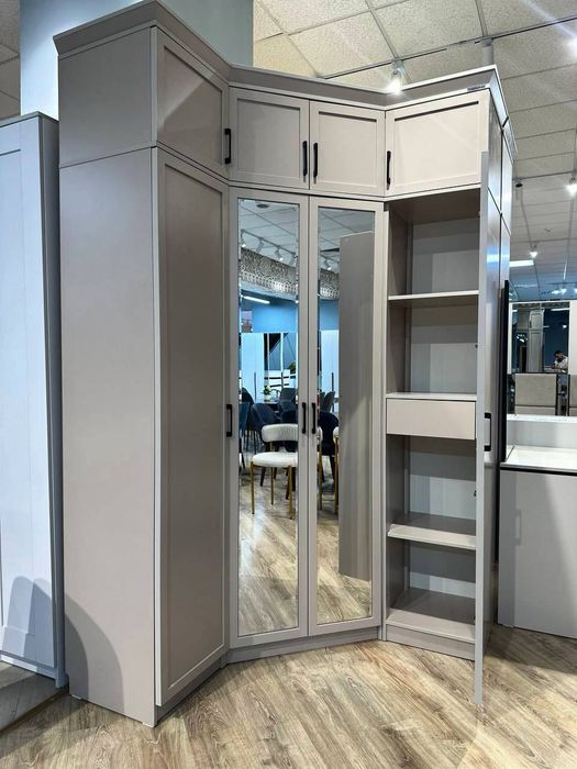 Углавай шкаф "хумо' Стил