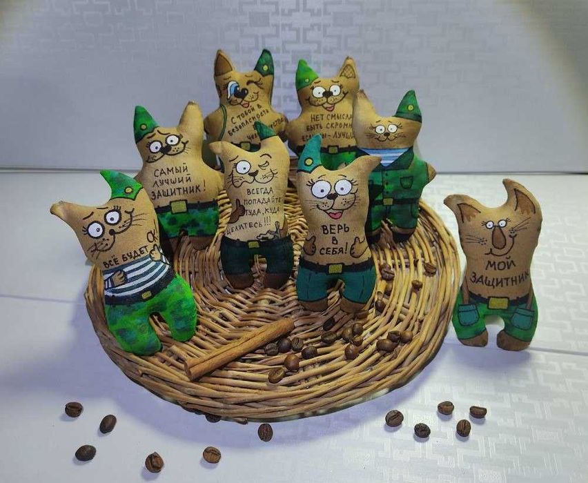 Сувениры и игрушки ручной работы