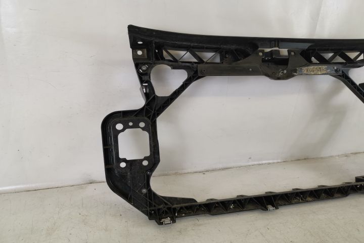 Ауди А6 / Audi A6 Оригинален теглич в добро състояние, номер 4F0805594