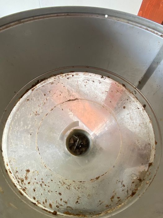 Automat de lapte praf pt vitei