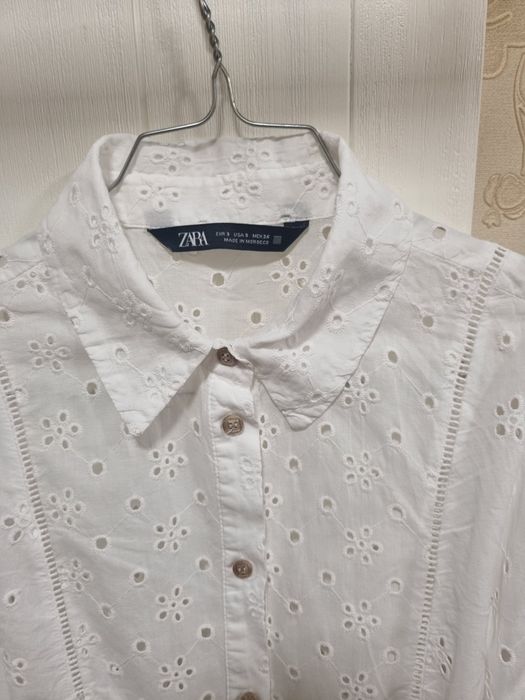 Бродирана риза Zara