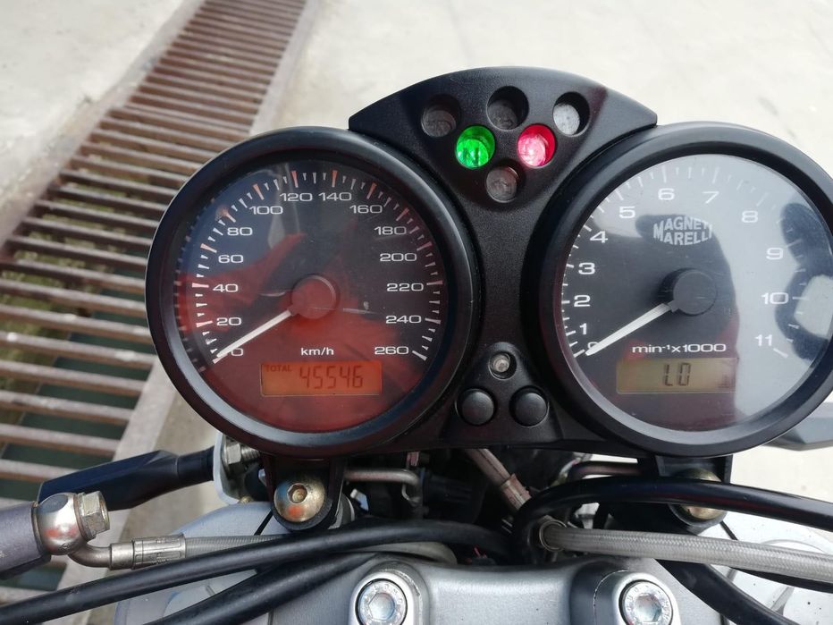 Ducați Monster 620