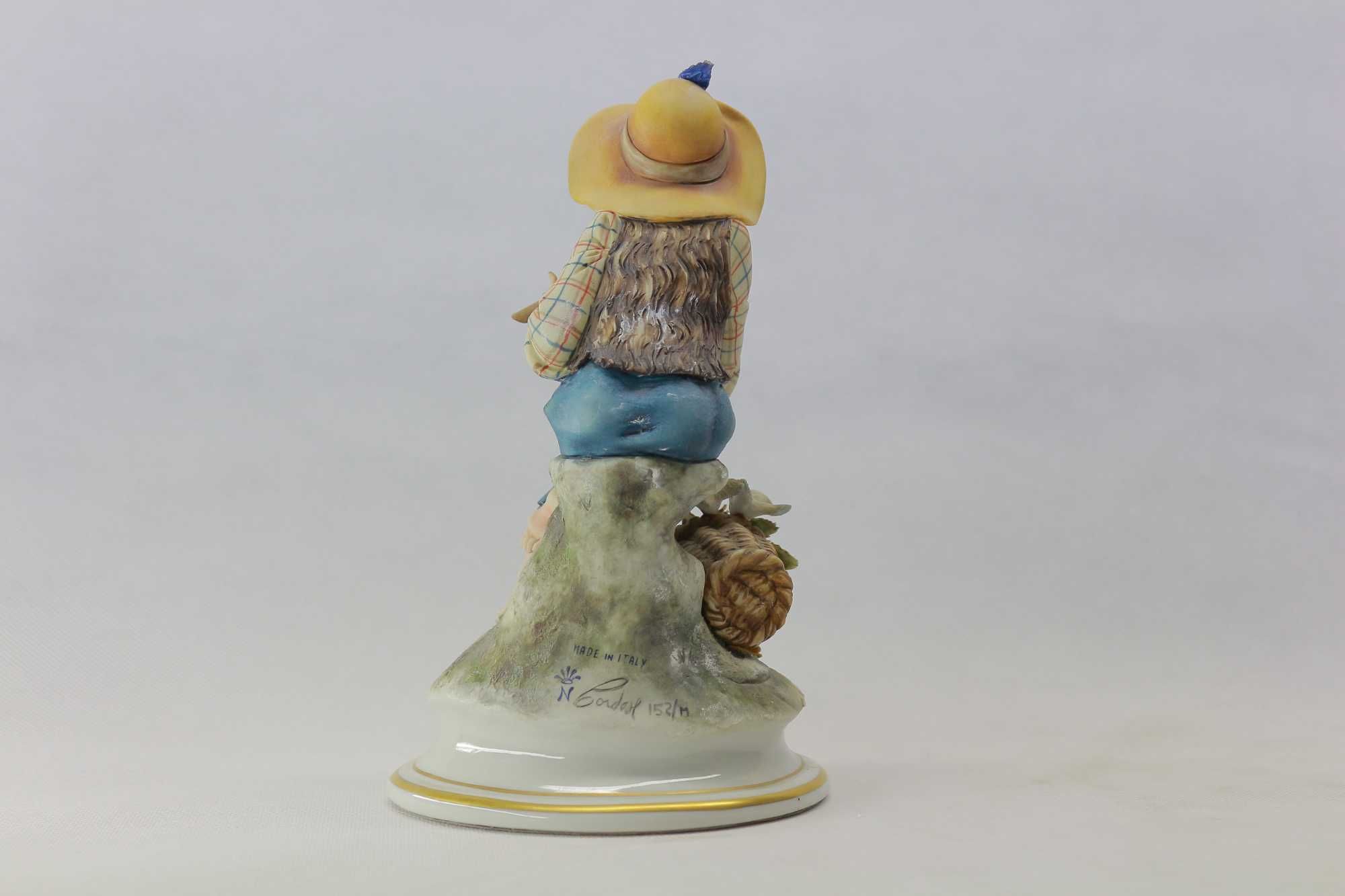 Статуэтка из фарфора Пастораль Италия Capodimonte