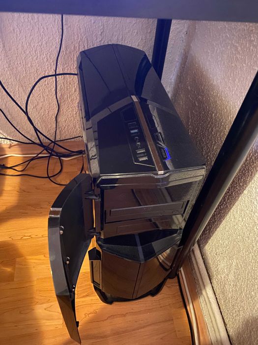 Desktop/Unitate PC i7-7700k 4.20 - Nvidia GTX 1070 8GB