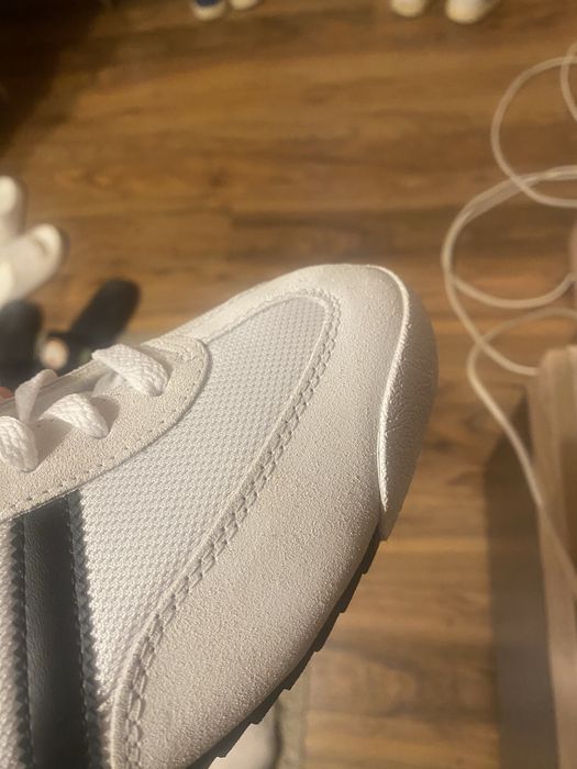 Маратонки Адидас чисто нови