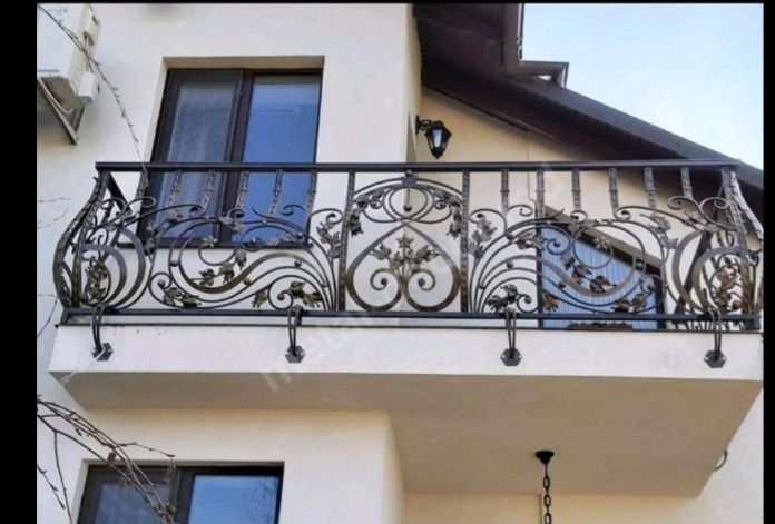 Porți Garduri Balustrade Mâini Curente din fier forjat