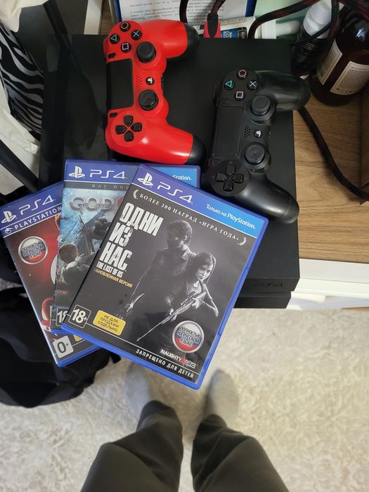 Продам Sony PlayStation 4  512gb.