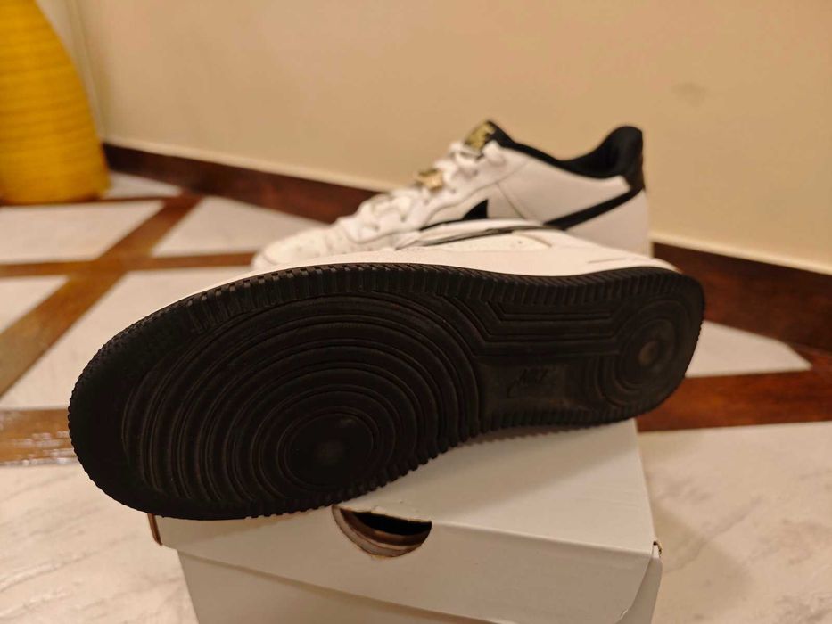 Air force 1 nike бели