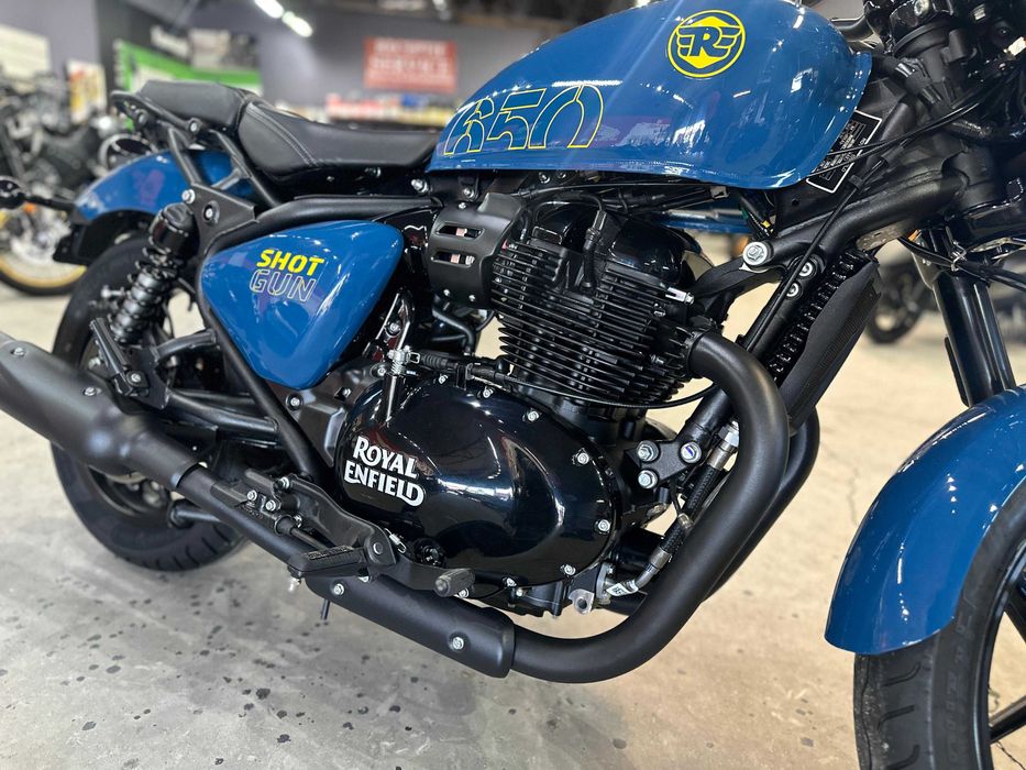 Royal Enfield Shotgun 650 Pro / A2 - PROMO by EST BIKE