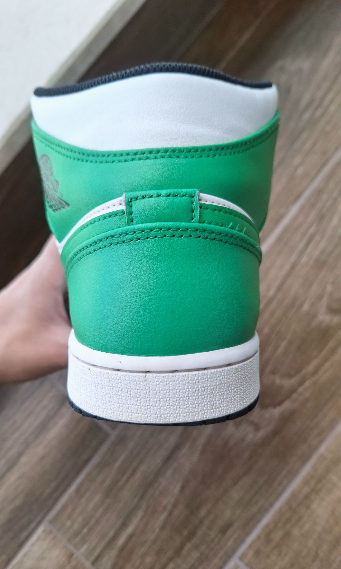 Jordan 1 mid Lucky green номер 44.5/10,5/28.5см