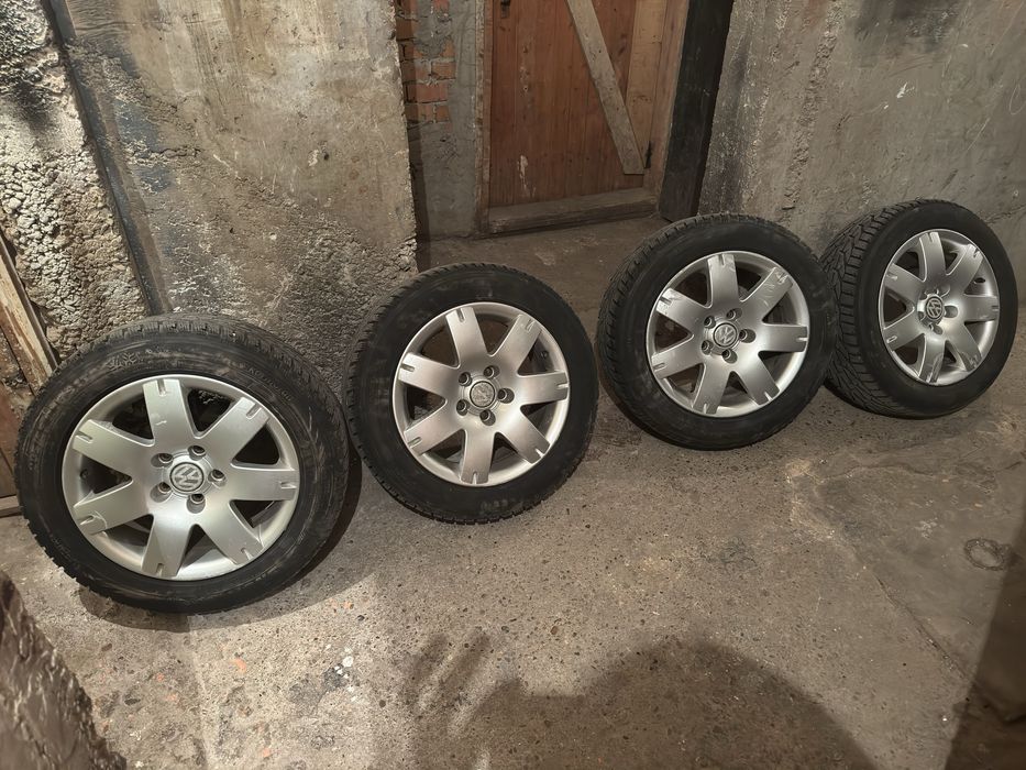 Зимни гуми с джанти 205/55/16 5х112