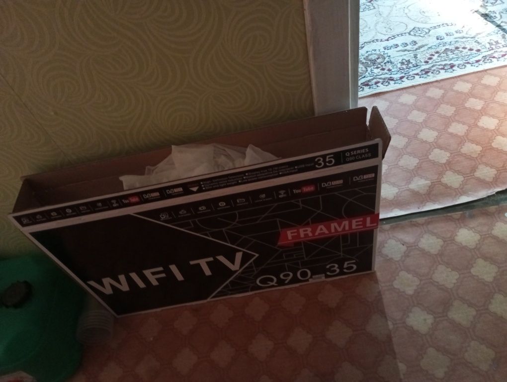 Продажа совсем нового телевизора
