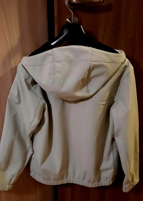 Geacă impermeabilă Zara